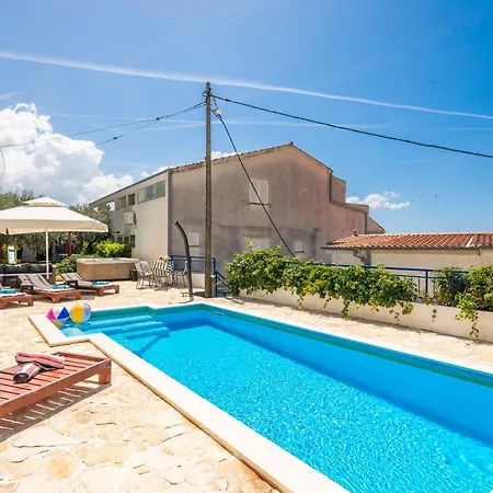 Caleta Seaview Ii - Pool & Jacuzzi