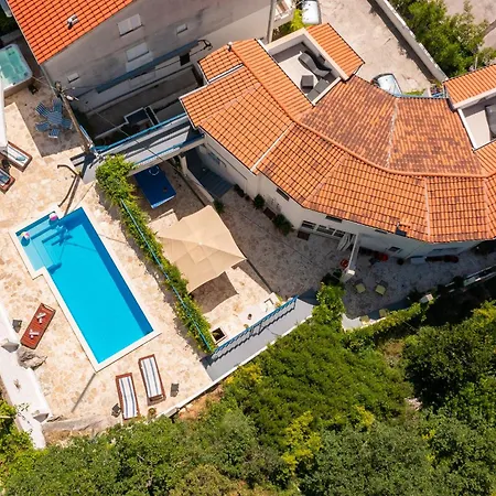 Apartment Caleta Seaview Ii - Pool & Jacuzzi
